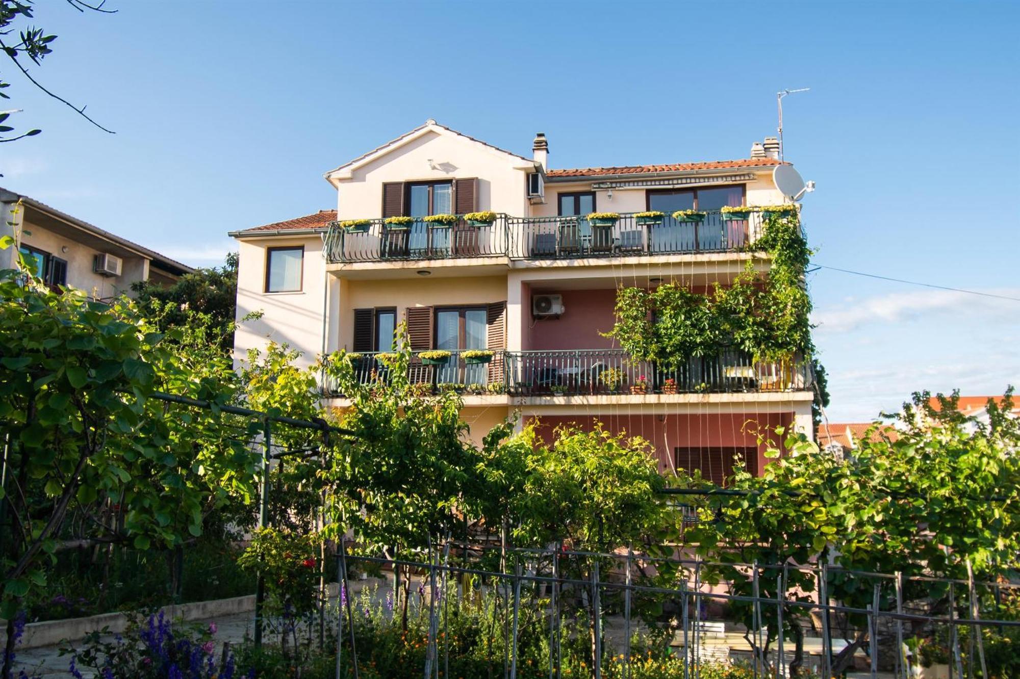 Apartments Green Garden Vodice Kültér fotó